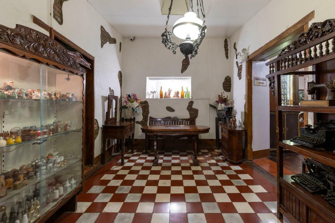 Zen Rooms Grandpa'S Inn Vigan Exterior foto